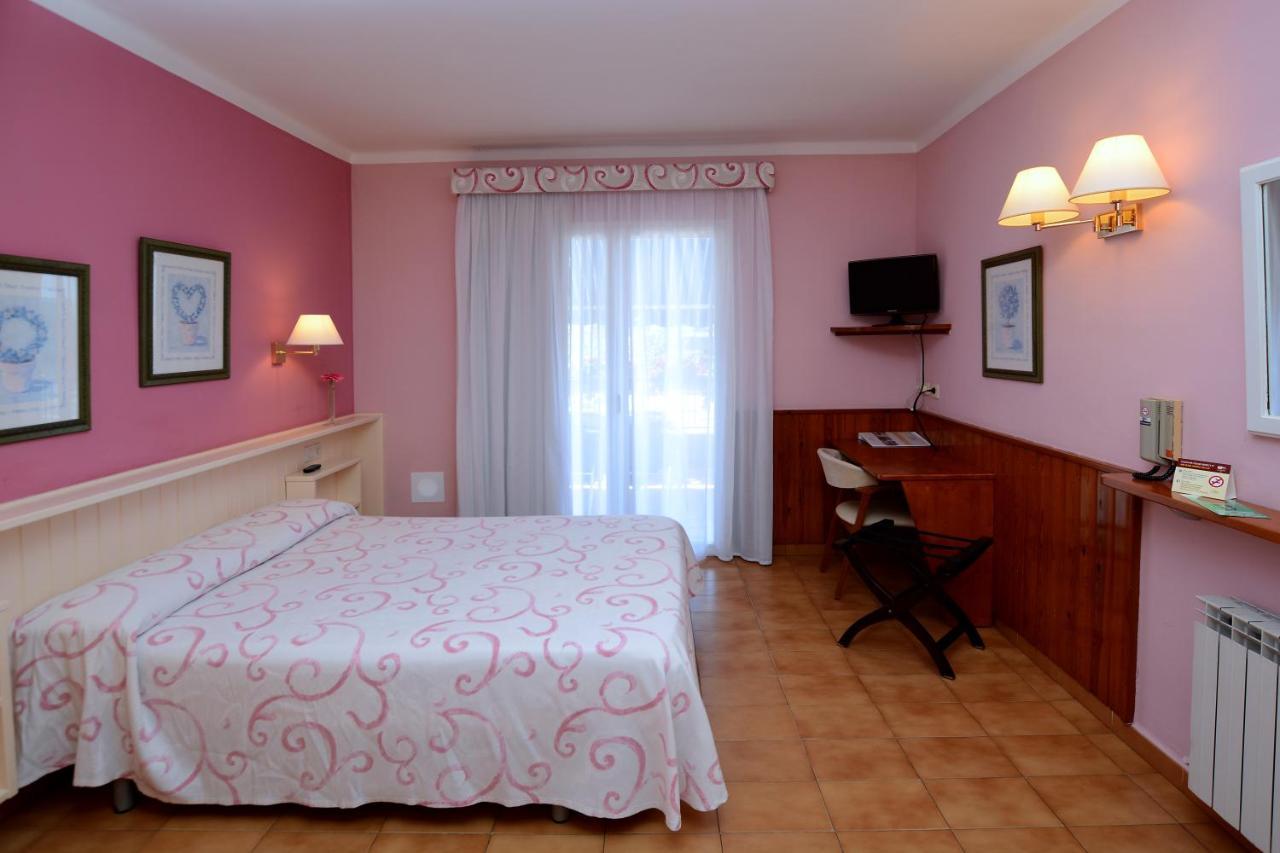 Hotel Casa Feliu Santa Susanna Esterno foto